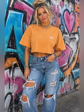 LIVIN COOL WMNS ESSENTIAL CROP TEE